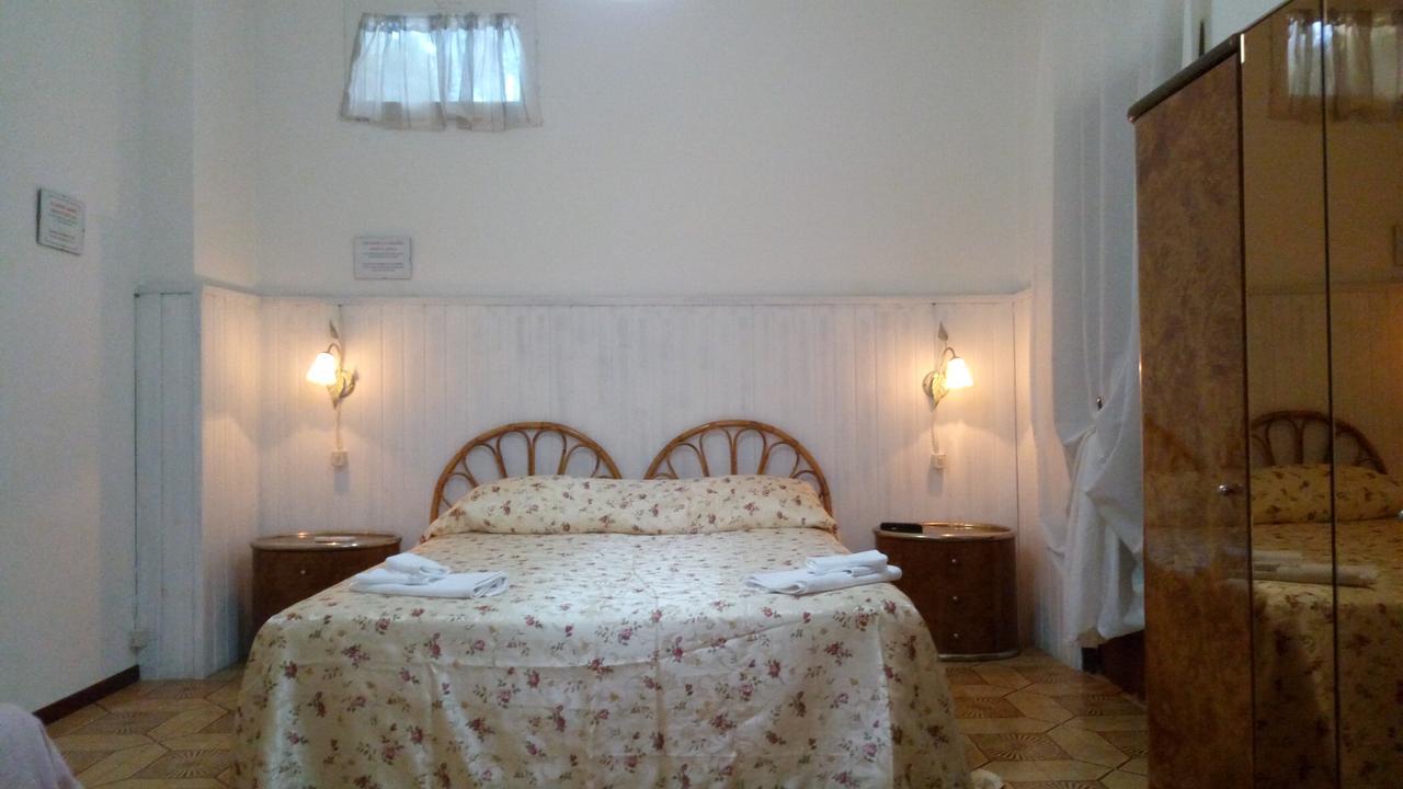 Bed & Breakfast Santa Fara Bari Luaran gambar