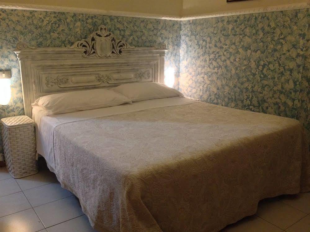 Bed & Breakfast Santa Fara Bari Luaran gambar